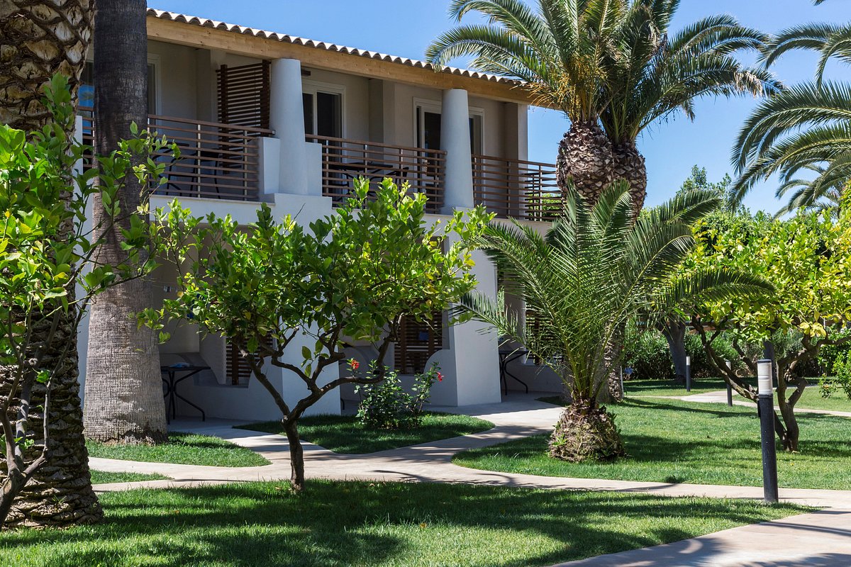 17613_baia-del-sole-resort.jpg